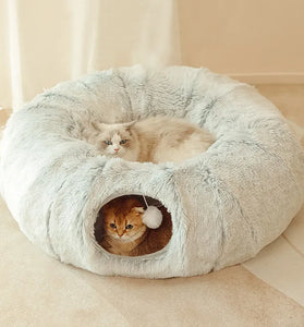 Soft plush round cat bed in grey Long plush pet bed for deep sleep and comfort